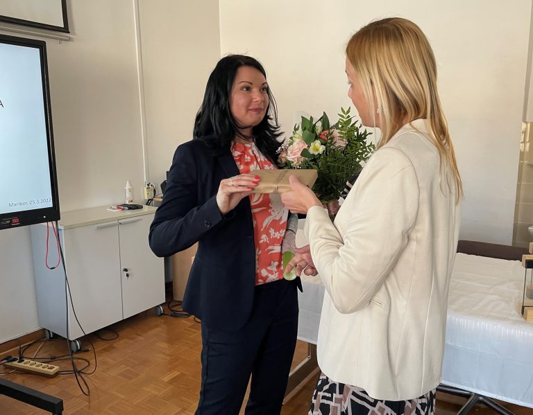 Mateja (38)