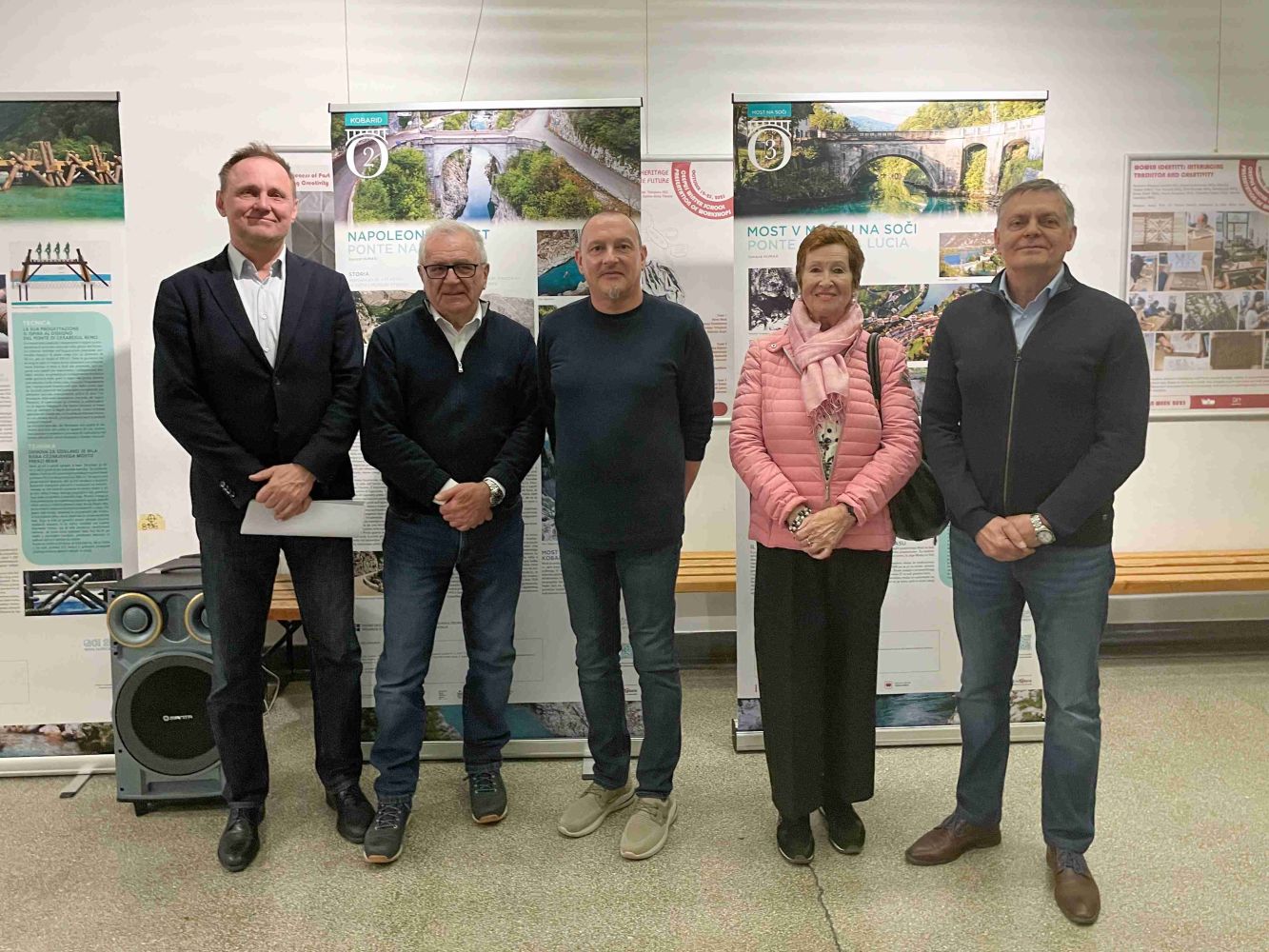 Na FGPA UM uspešno odprli razstavo Reka Soča in njeni mostovi