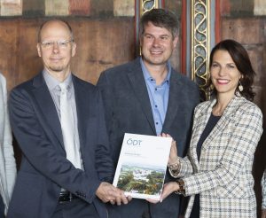 V torek 20. oktobra 2026 je bila v Zlati dvorani gradu Festung Hohensalzburg v Salzburgu v Avstriji predstavitev nove znanstvene monografije izr. prof. dr. Igorja Sapača in ddr. Patricka Schichta